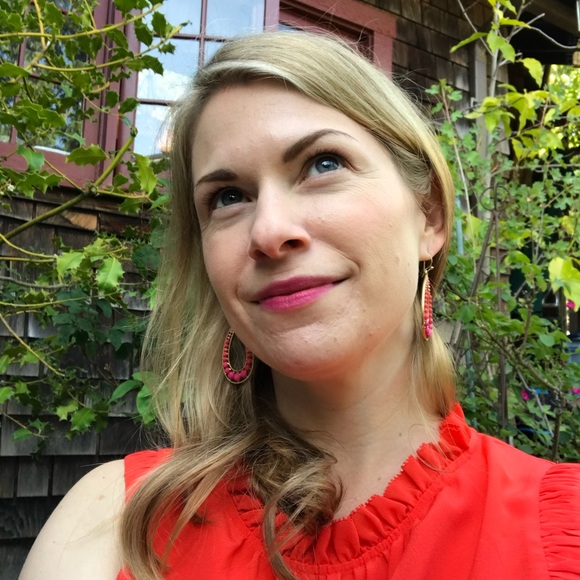 Meet Your Posher, Stacey - Picture 3 of 10